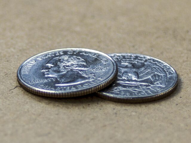 Celebrating Eternal Love: The Elegance of the Anniversary Commemorative Coin